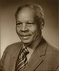 Daniel B. Robinson Sr., 85